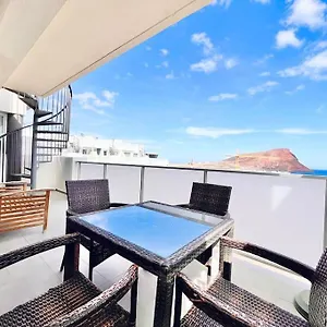 Sea View 2-bedrooms Apartamento